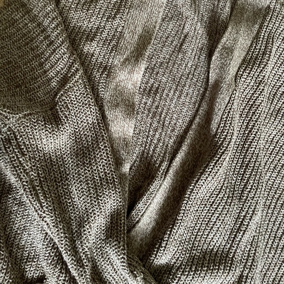 Urban Outfitters BDG Cardigan - Picture 2 of 3